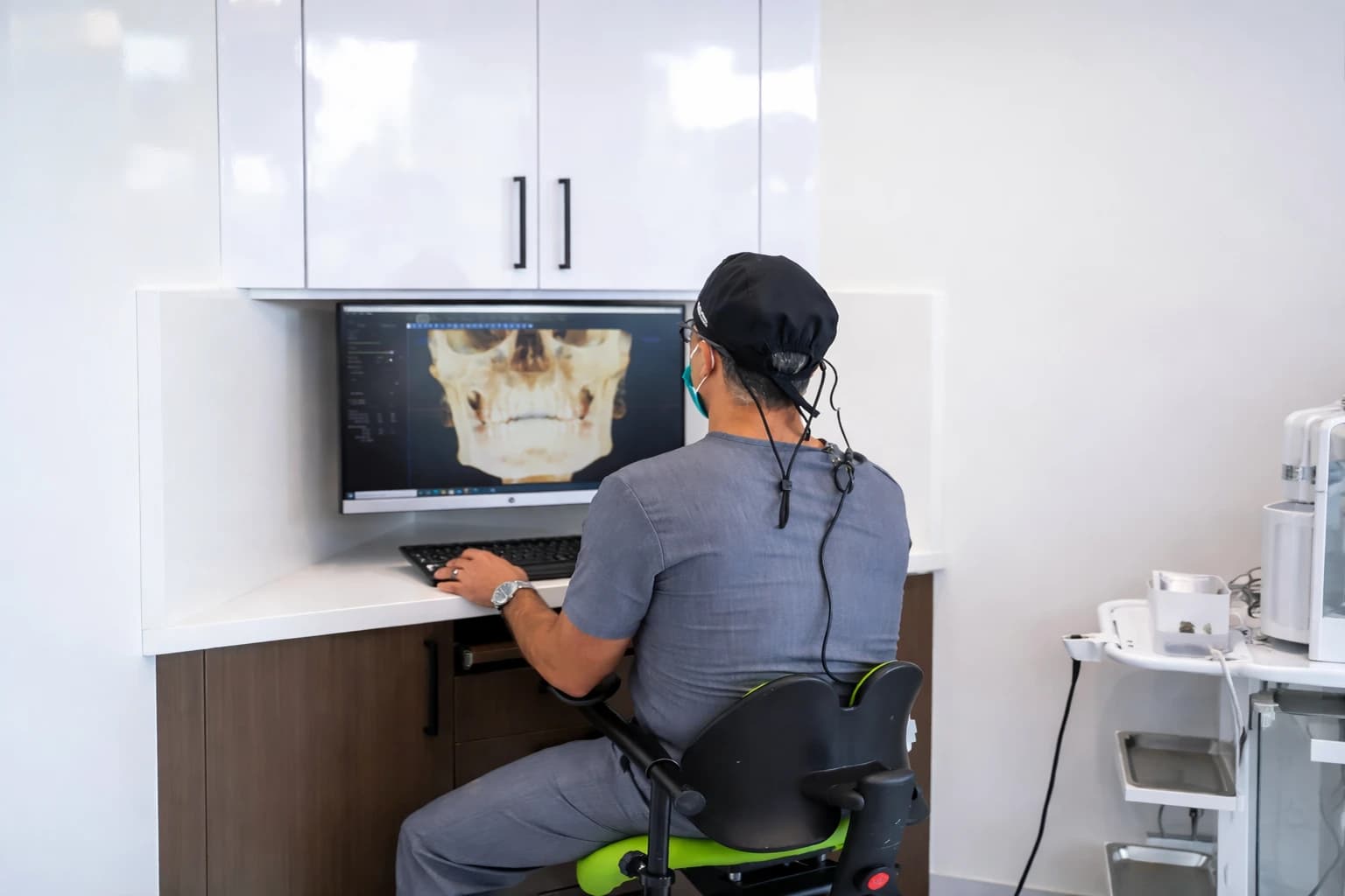 Private consultation room at an OMS Associates oral surgery office